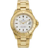 ROLEX, REF. 16628, YACHT-MASTER, AN 18K YELLOW GOLD WRISTWATCH WITH DATE - Foto 1