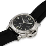 PANERAI, REF. PAM00027, LUMINOR POWER RESERVE, A STEEL CUSHION-SHAPED WRISTWATCH WITH POWER RESERVE AND DATE - Foto 2