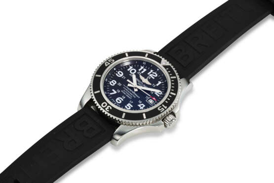 BREITLING, REF. A17365C9/BD67, SUPEROCEAN II, A STEEL DIVER’S WRISTWATCH WITH DATE - photo 2