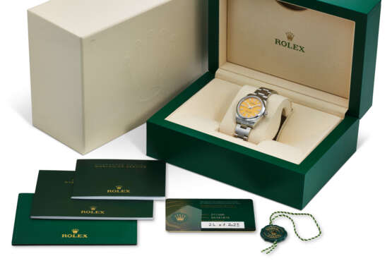 ROLEX, REF. 277200, OYSTER PERPETUAL, A STEEL WRISTWATCH WITH LACQUERED YELLOW DIAL - photo 4