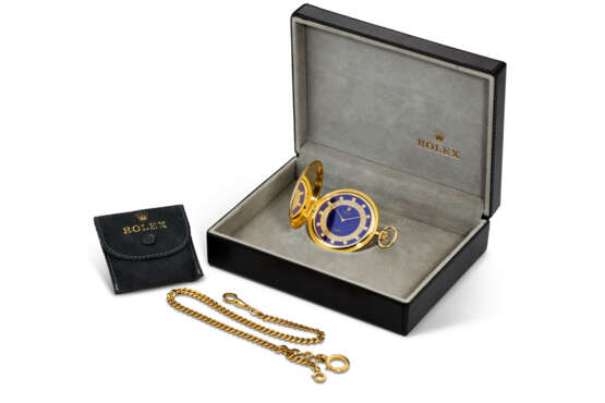 ROLEX, REF. 3759, CELLINI, A VERY RARE AND HIGHLY DESIRABLE 18K YELLOW GOLD POCKET WATCH WITH LAPIS LAZULI AND DIAMOND-SET DIAL - photo 4