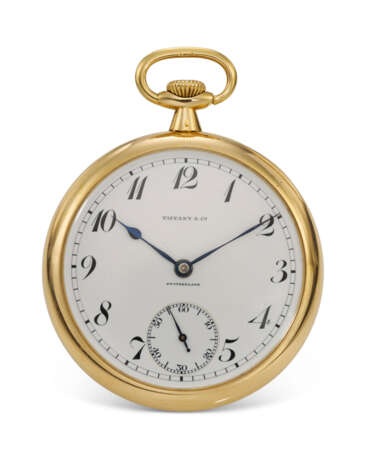 PATEK PHILIPPE FOR TIFFANY & CO., FIRST QUALITY “EXTRA,” A VERY FINE AND RARE 18K YELLOW GOLD POCKET WATCH WITH RUBY BANKING PINS - Foto 1