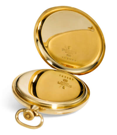 PATEK PHILIPPE FOR TIFFANY & CO., FIRST QUALITY “EXTRA,” A VERY FINE AND RARE 18K YELLOW GOLD POCKET WATCH WITH RUBY BANKING PINS - Foto 4