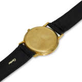 VACHERON CONSTANTIN X CARTIER, REF. 7401 “CARTIER ONLY” DIAL, A VERY RARE 18K YELLOW GOLD ULTRA-THIN WRISTWATCH - photo 3