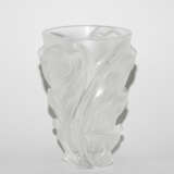 Lalique, Vase "Martinets" - photo 3