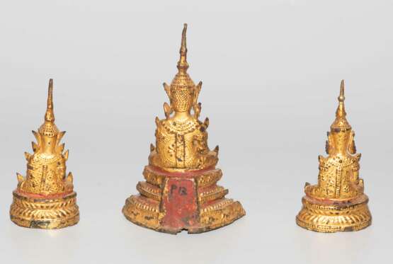 Lot: 3 sitzende Buddhas - Foto 4