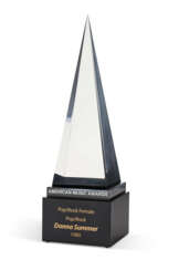 AMERICAN MUSIC AWARD PRESENTED TO DONNA SUMMER (REPLACEMENT REPLICA)