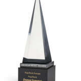 AMERICAN MUSIC AWARD PRESENTED TO DONNA SUMMER (REPLACEMENT REPLICA) - Foto 1