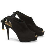 TWO PAIRS OF BLACK PUMPS - photo 6