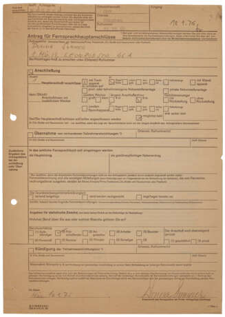 HER 1975 PERFORMANCE RIGHTS SOCIETY APPLICATION WITH A RARE VERSION OF HER SIGNATURE - Foto 7