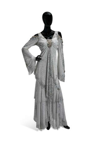 A GREY SILK TWO-PIECE EVENING DRESS WITH SILVER RHINESTONE AND BEAD DETAILS - фото 1