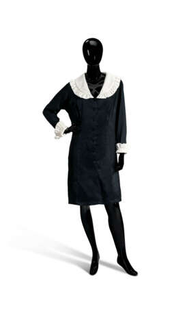 A BLACK POLYESTER MAID'S COSTUME - photo 1