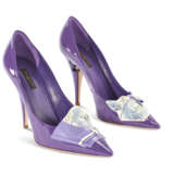 TWO PAIRS OF CLOSE TOED PUMPS - фото 4