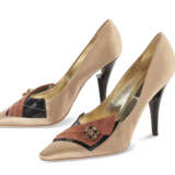 TWO PAIRS OF CLOSE TOED PUMPS - photo 7