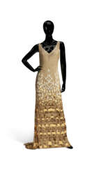 A CREAM PONGEE SILK EVENING DRESS WITH WHITE AND GOLD SEQUIN AND BEAD DETAILS