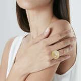 SUZANNE BELPERRON BAGUE 'TOURBILLON' AGATE ET PERLE FINE - photo 5