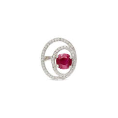 BAGUE RUBIS DE 5.75 CARATS ET DIAMANTS