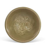 A YAOZHOU CELADON BOWL - Foto 1