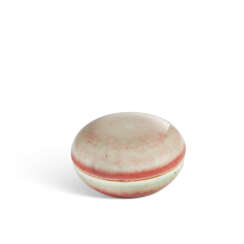 A SMALL PEACH BLOOM-GLAZED CIRCULAR BOX AND COVER