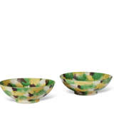 A PAIR OF 'EGG AND SPINACH' BOWLS - photo 2