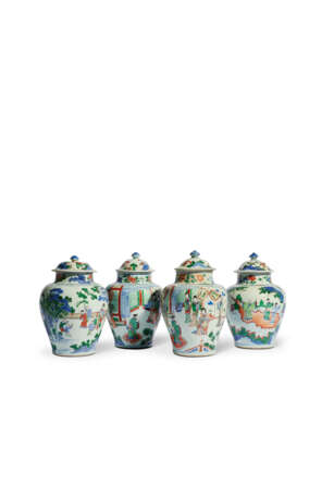 FOUR WUCAI 'FIGURAL' JARS AND COVERS - фото 1