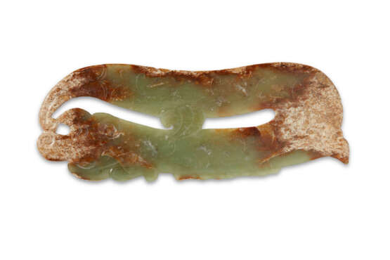 A MOTTLED GREEN 'DRAGON' ORNAMENT - photo 2