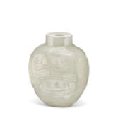 A WHITE JADE 'BOGUTU' SNUFF BOTTLE - фото 1