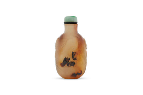 AN AGATE SNUFF BOTTLE - Foto 1