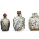 THREE HAIR CRYSTAL SNUFF BOTTLES - Foto 1