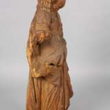 Geschnitzte Heiligenfigur - Foto 4