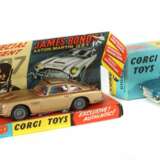 2 Modellfahrzeuge Corgi Toys, 1965, 1x Nr. 241, Ghia L. - Foto 1