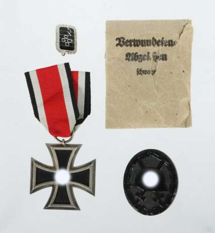 2 Orden & 1 Abzeichen 1914-1939, 1 x EK 1 2. Klasse, 18 - photo 1