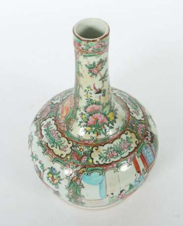 ''Famille Rose''-Vase China, Porzellan/Emaillefarben, k - photo 3