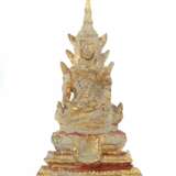 Sitzender Buddha Thailand, 20. Jh., Bronze/vergoldet un - photo 4
