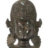Wandmaske der Göttin Tara Indien, Ende 20. Jh., Metallg - Foto 1