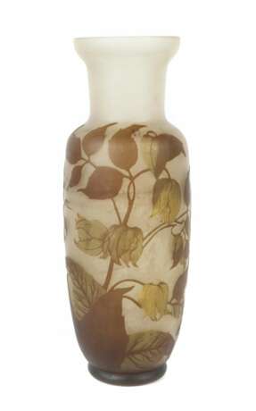 Vase mit Blütendekor Frankreich, Movileanu, um 1910, fa - photo 1