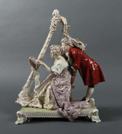 Großes Figurenpaar ''Harfenspielerin mit Kavalier'' woh - Foto 1