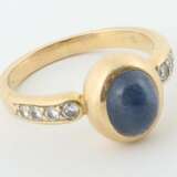 Damenring mit Saphircabochon Gelbgold 750, Ringschiene - фото 2