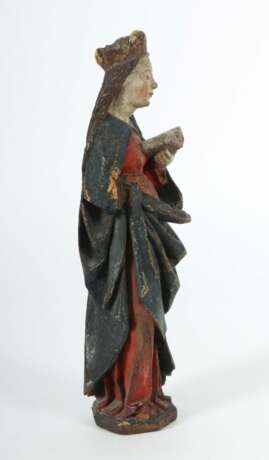 Bildschnitzer des 16. Jh. ''Bekrönte Heilige'', Holz ge - photo 2