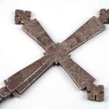 Äthiopien: Koptisches Handkreuz aus Eisen, 18./19. Jh. - Foto 3