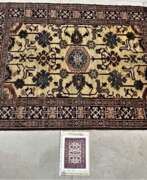 Carpets & Textiles. Orientteppich aus Pakistan "Afghan Kazzak" - 161 x 121 cm