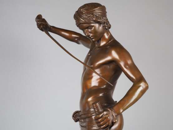 Repräsentative große Bronze "David Sieger" (über 72cm hoch!) von Antonin Mercié gegossen von F. Barbedienne - фото 4
