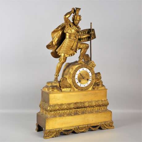 Große Empire-Figurenpendule mit römischem Krieger, Frankreich um 1810 - photo 3