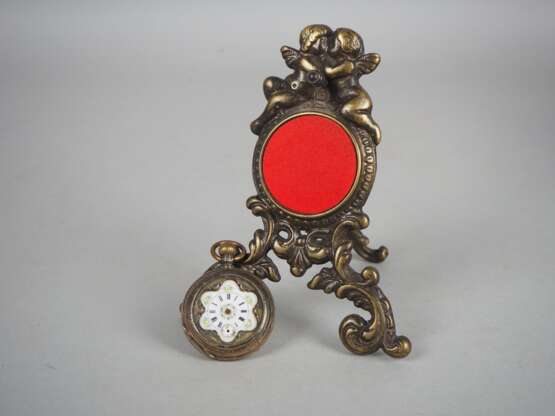 Taschenuhrhalter mit Uhr, um 1900 - Foto 4