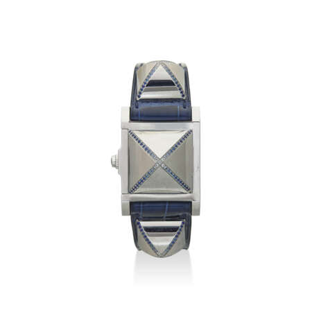 A SAPPHIRE SET MÉDOR QUARTZ WATCH WITH SHINY BLEU SAPHIR ALLIGATOR STRAP - photo 4