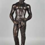 Stehender männlicher Cowboy in Bronze, H. 50cm - Foto 1