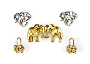 A SET OF FIVE SILVER & GOLD PLATED ELEPHANT THEMED BROOCHES, BELT BUCKLE AND ELEPHANT PADLOCK