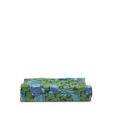 A SET OF 2: A BLEU & GREEN CANVAS LES PERROQUETS LARGE TOTE 45 x 34 cm & A BLUE CANVAS LES PAPILLON LARGE FOLDING POUCH - Foto 5