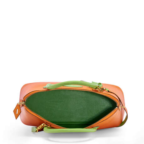 AN ORANGE H & VERT CRU COURCHEVEL LEATHER BOLIDE 35 WITH GOLD HARDWARE - фото 5