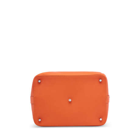 AN ORANGE H NOVILLO LEATHER TOOLBOX 26 WITH PALLADIUM HARWARE - photo 4